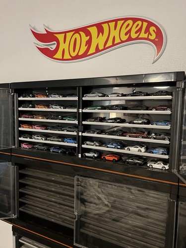 Hot wheels car display - wheels,